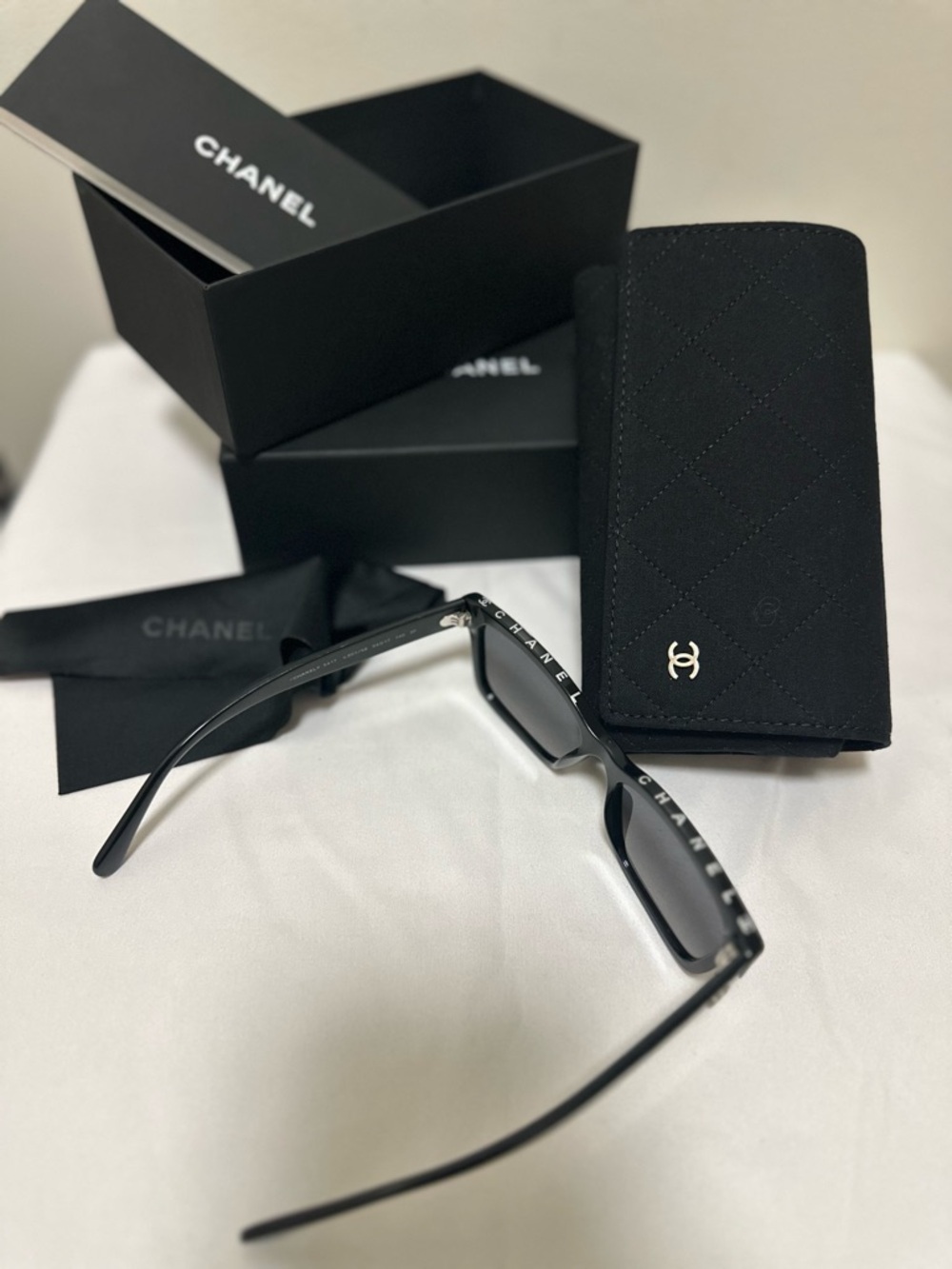 CHANEL Black Sunglasses with Dark Gradient Lenses and Quilted Case style 5417 - Picture 5 of 11